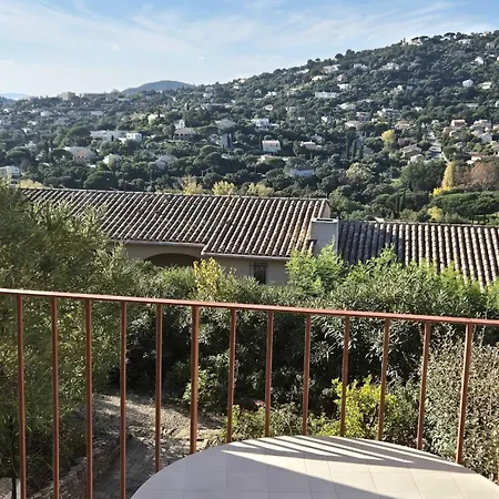 Beautiful With Balcony In * 滨海卡瓦莱尔